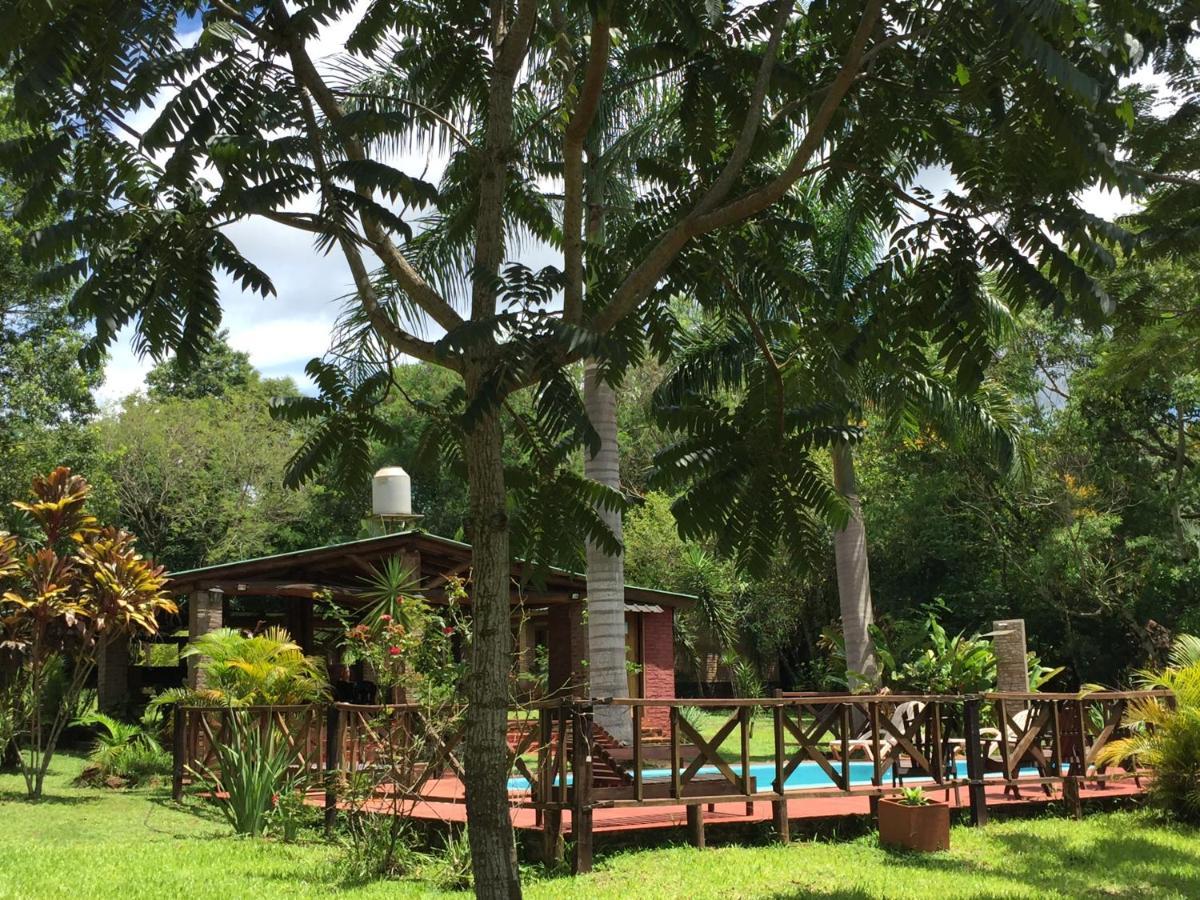 Cabanas Soltame Carnaval Puerto Iguazu Exterior photo