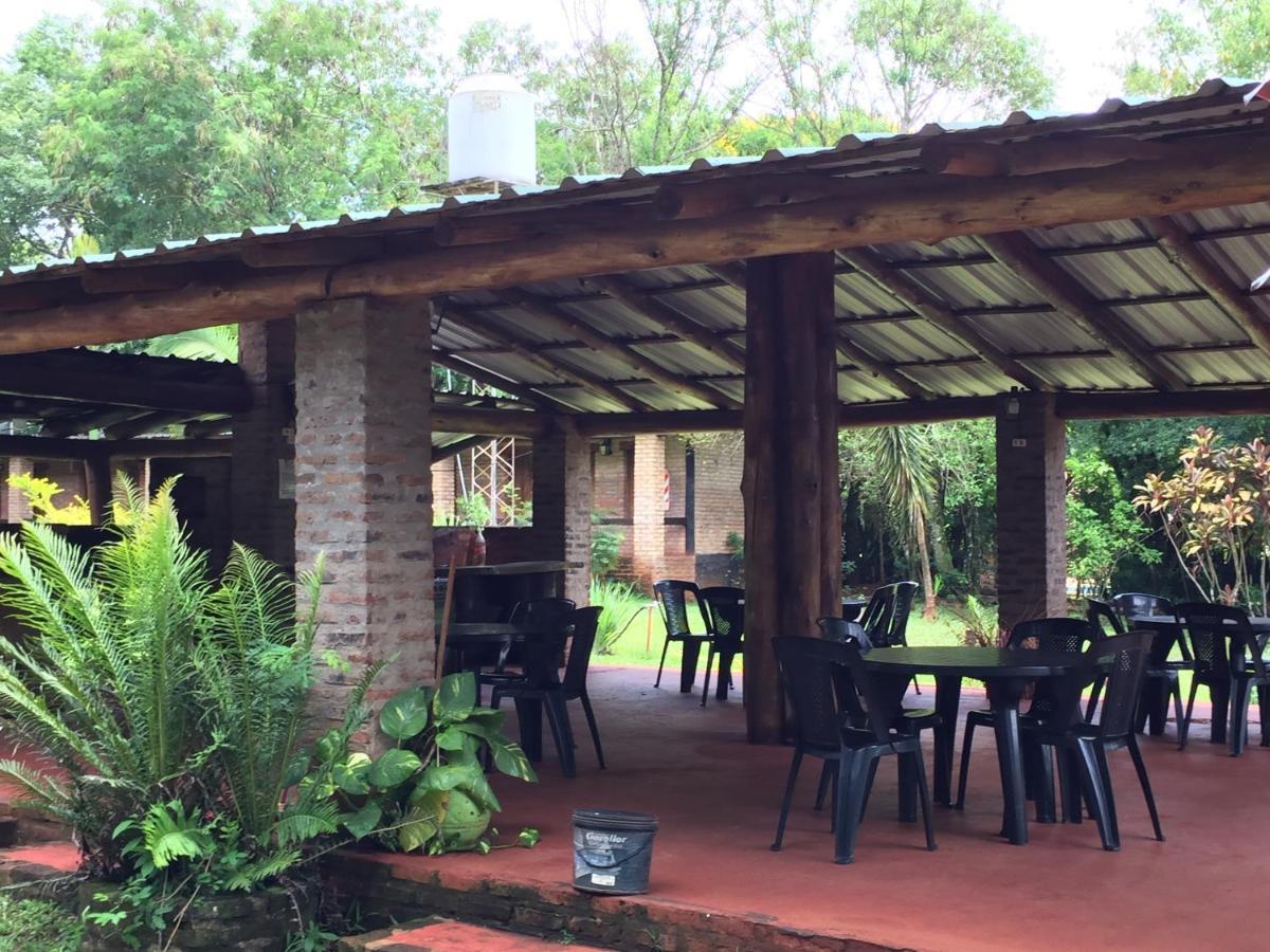 Cabanas Soltame Carnaval Puerto Iguazu Exterior photo